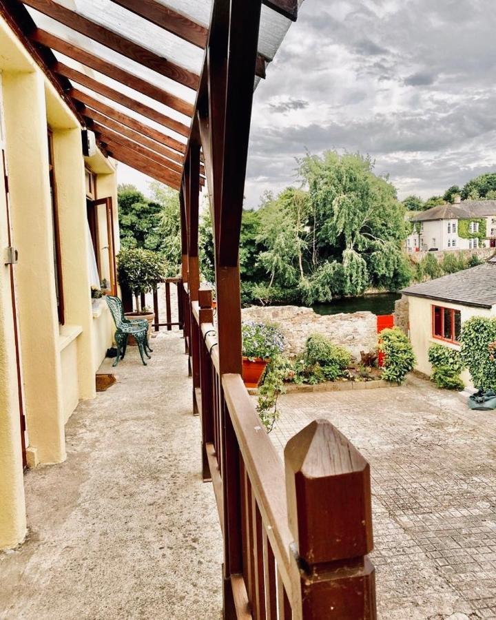 The Tower House B&B Thomastown  Exterior photo